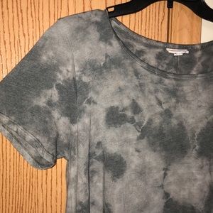 Grey tie-dyed Lularoe Carly. Size Small
